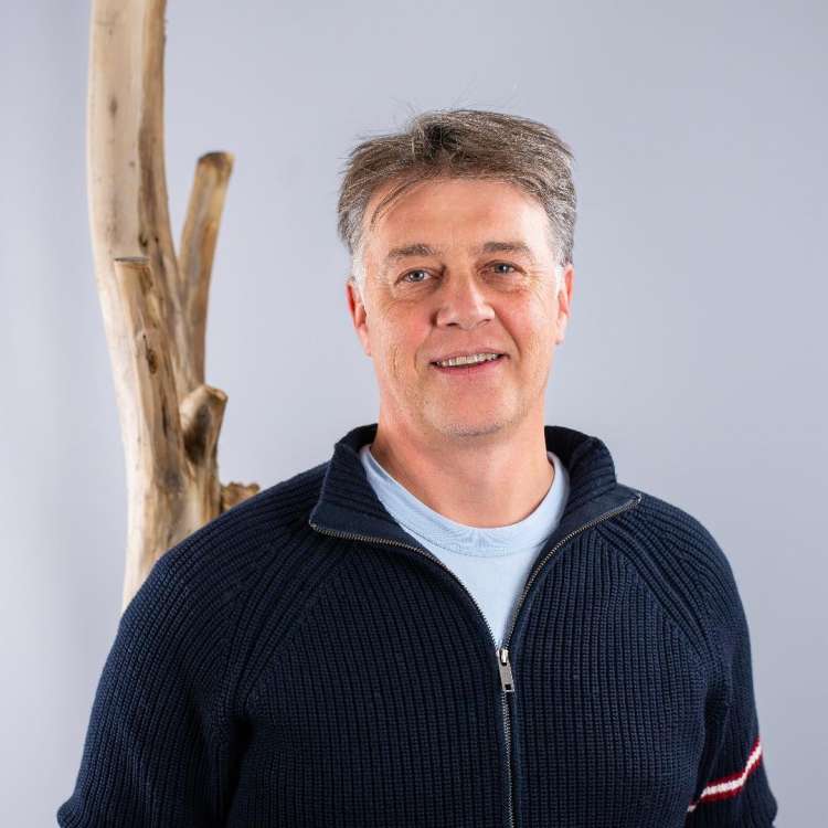 Michel Roten (michel.roten@erlebnisplus.ch)