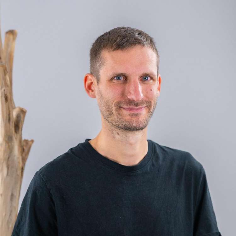 Sandro Venetz (sandro.venetz@erlebnisplus.ch)