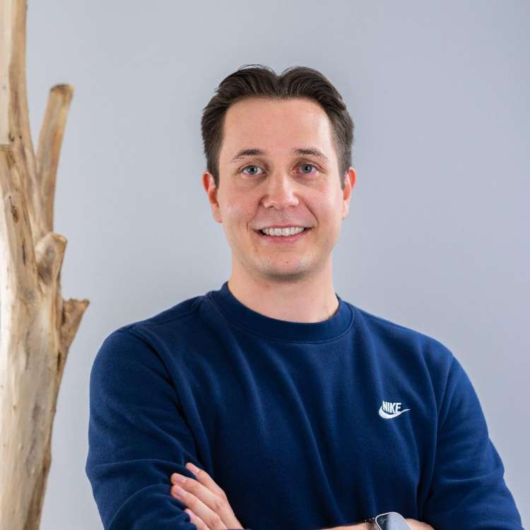 Fabio Kalbermatter (fabio.kalbermatter@erlebnisplus.ch)